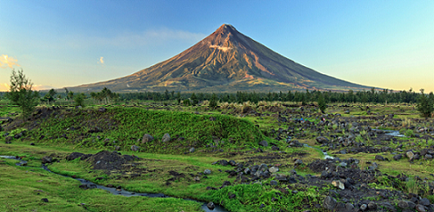Perfect cone Mount Mayon in the Philippines
